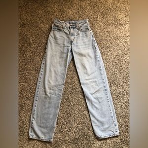 Levi’s dad jeans size 23 (Charlie Boy)